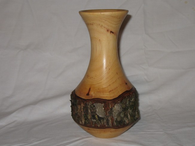 Pear vessel with bark